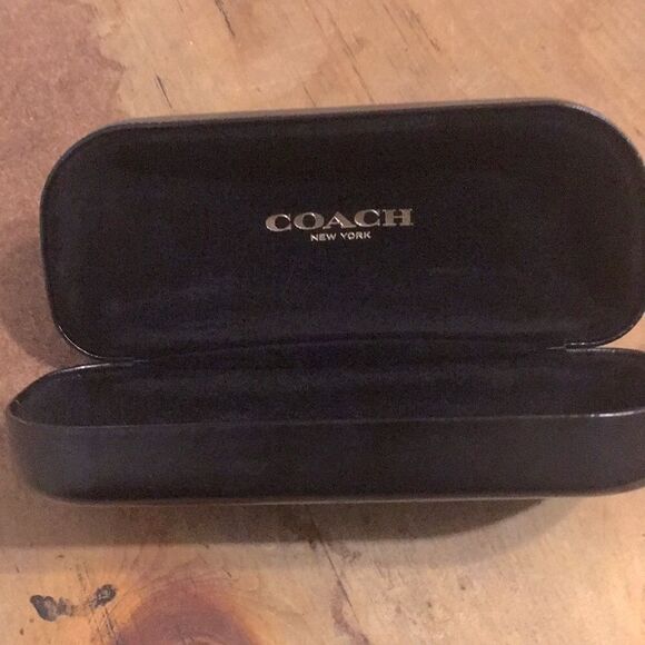 Kids coach sunglasses/glasses case - Picture 1 of 8